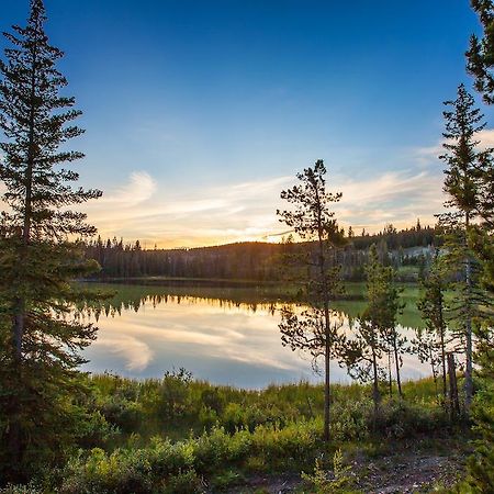 Lac Le Jeune Wilderness Resort Камлупс Екстер'єр фото