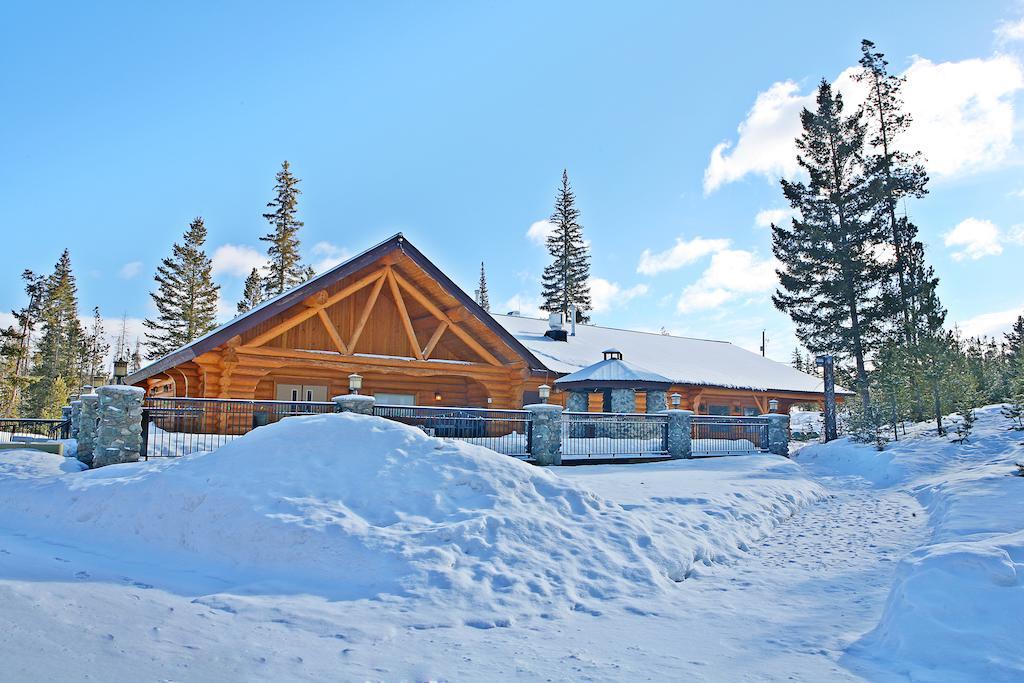 Lac Le Jeune Wilderness Resort Камлупс Екстер'єр фото